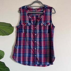 Eddie Bauer Sleeveless Button Front Shirt